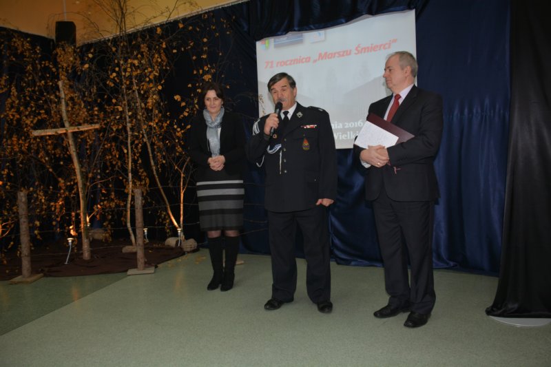 cedrywielkie71arocznicamarszumierci230.jpg